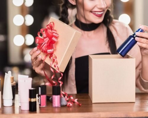 Bold and Bright For Makeup Boxes - PackPaa