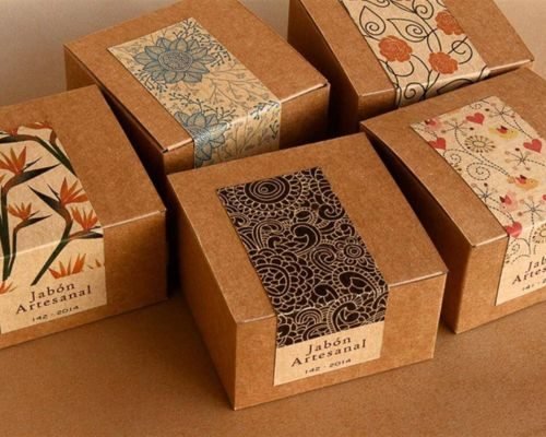 Lively Typography - PackPaa