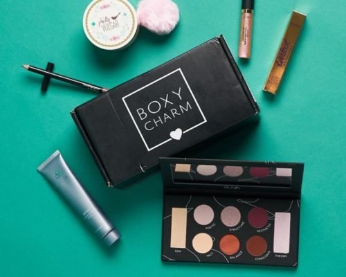 Minimalist Chic for Makeup Boxes - PackPaa