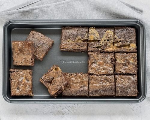 Vintage Tins - PackPaa